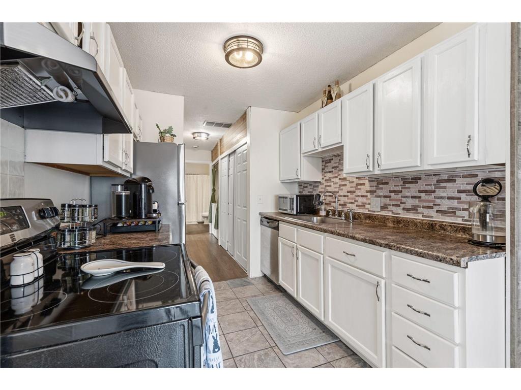 4874 Grenwich Trail N Oakdale MN 55128 7038087 image14