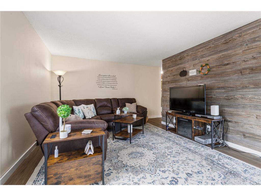 4874 Grenwich Trail N Oakdale MN 55128 7038087 image5