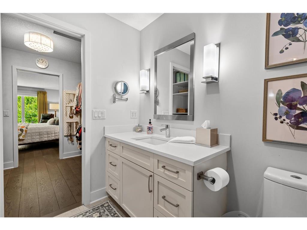 4874 Regents Walk Shorewood MN 55331 7056885 image28