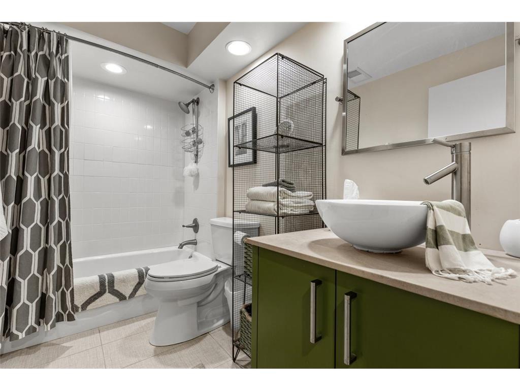 4874 Regents Walk Shorewood MN 55331 7056885 image36