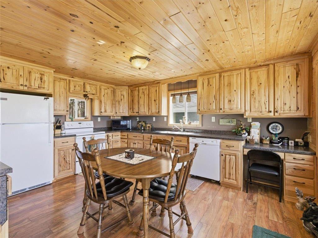 48797 E Scooty Lake Drive Bovey MN 55709 - Scooty 7087521 image11