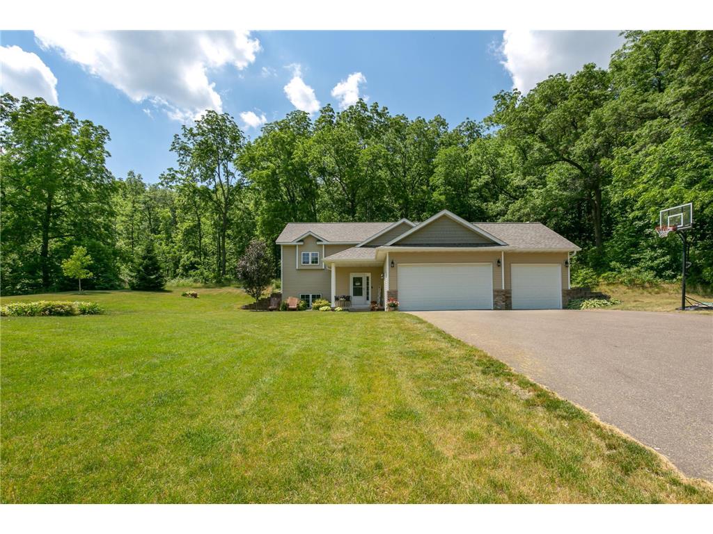 488 Old Cemetery Road, Roberts, WI 54023 MLS 6227848 Edina Realty