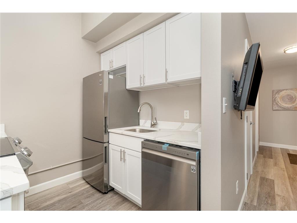 488 Wabasha Street N #303 Saint Paul MN 55102 7003648 image11