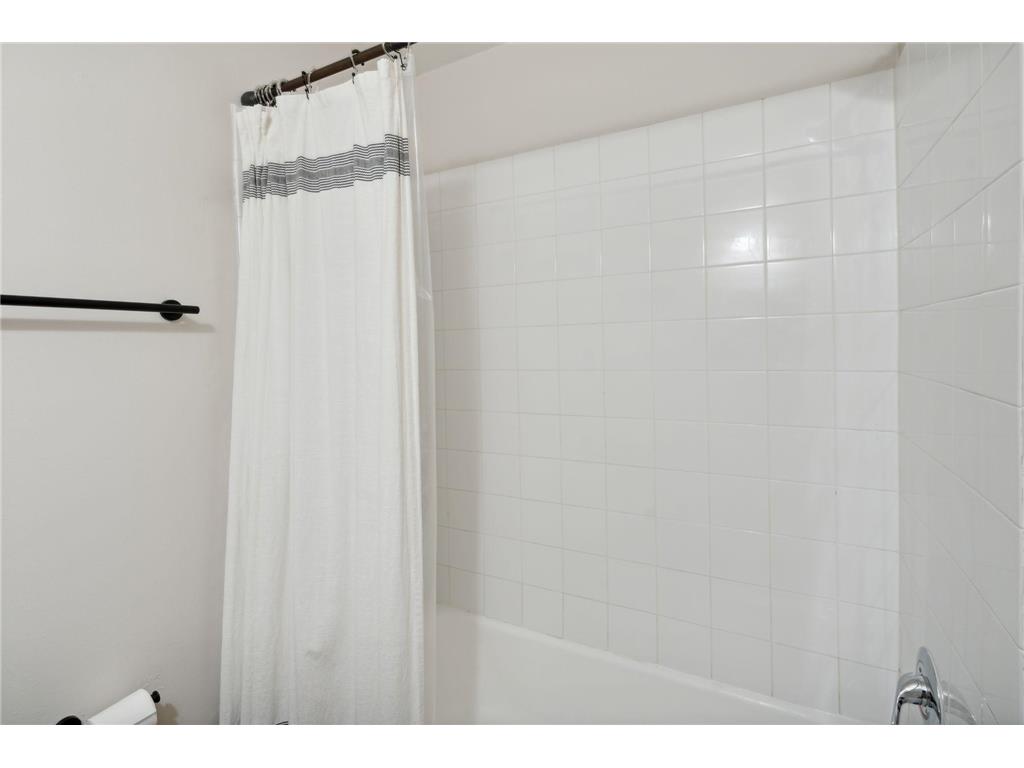 488 Wabasha Street N #503 Saint Paul MN 55102 7070489 image16
