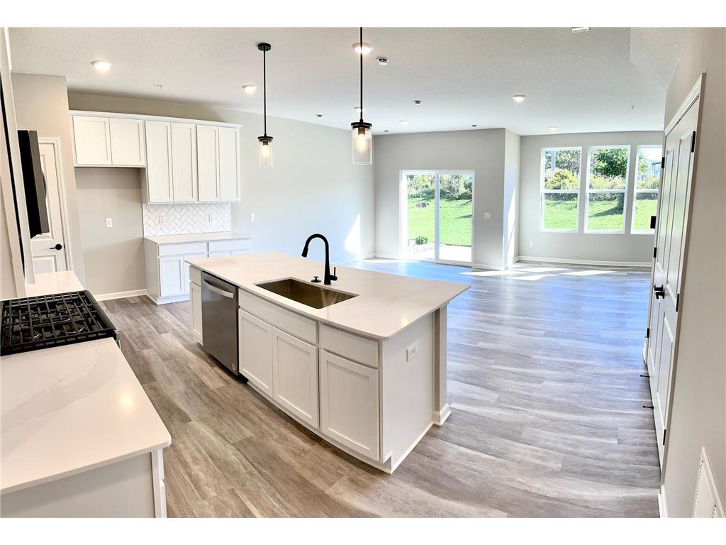 4880 Avery Court, Eagan, MN 55123 MLS 6259469 Edina Realty