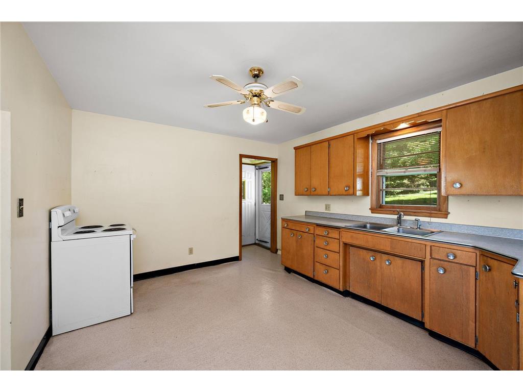4880 Grandview Avenue Minnetrista MN 55364 7081632 image9