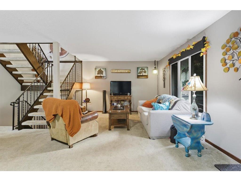 4880 Grenwich Trail N Oakdale MN 55128 6789925 image10