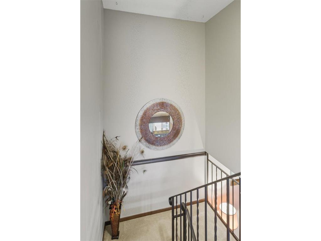 4880 Grenwich Trail N Oakdale MN 55128 6789925 image17