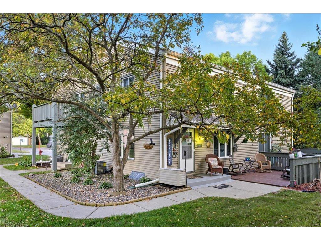 4880 Grenwich Trail N Oakdale MN 55128 6789925 image6