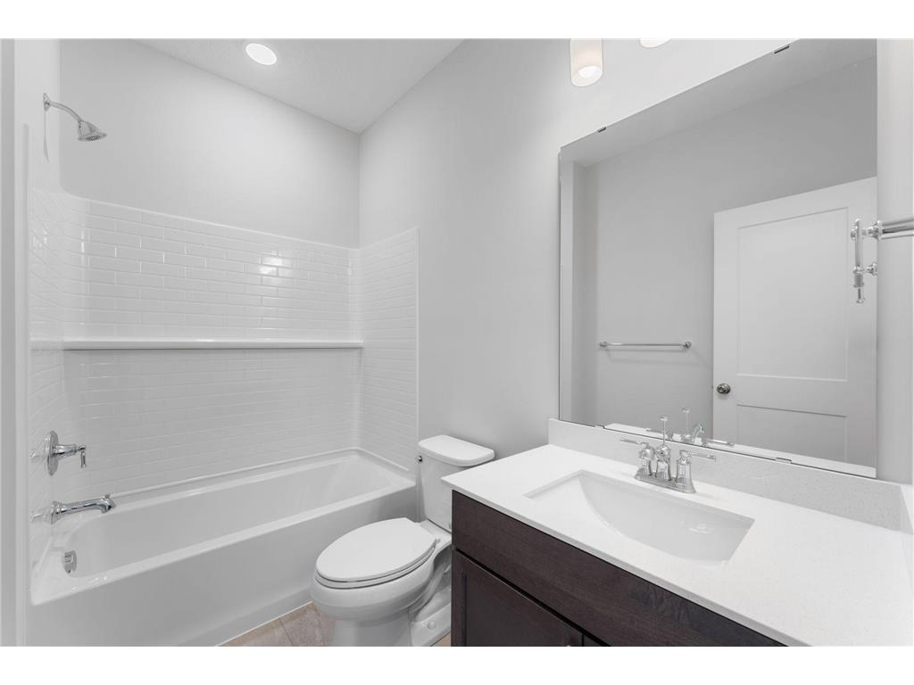 4882 127th Lane NE Blaine MN 55449 7018297 image11