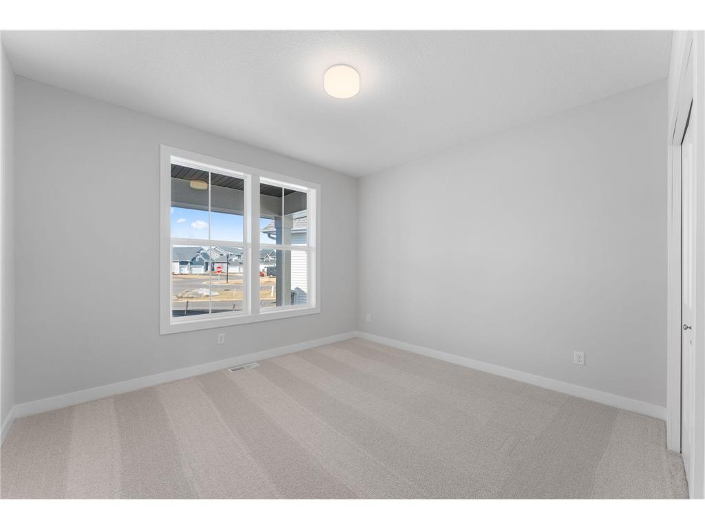 4882 127th Lane NE Blaine MN 55449 7018297 image9