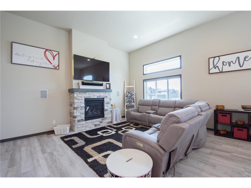 4887 Hampton Circle S Moorhead MN 56560 7114835 image10