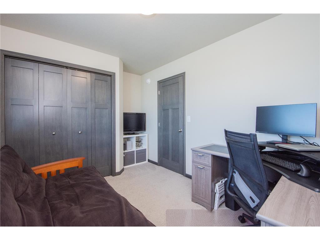 4887 Hampton Circle S Moorhead MN 56560 7114835 image19