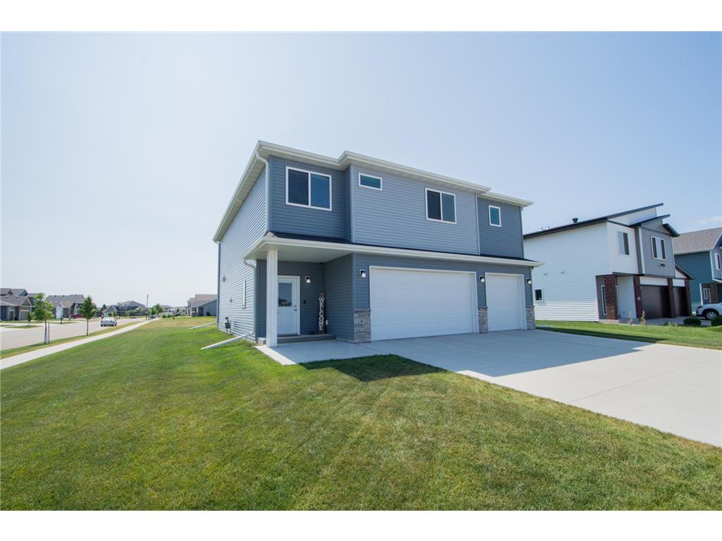 4887 Hampton Circle S Moorhead MN 56560 7114835 image2