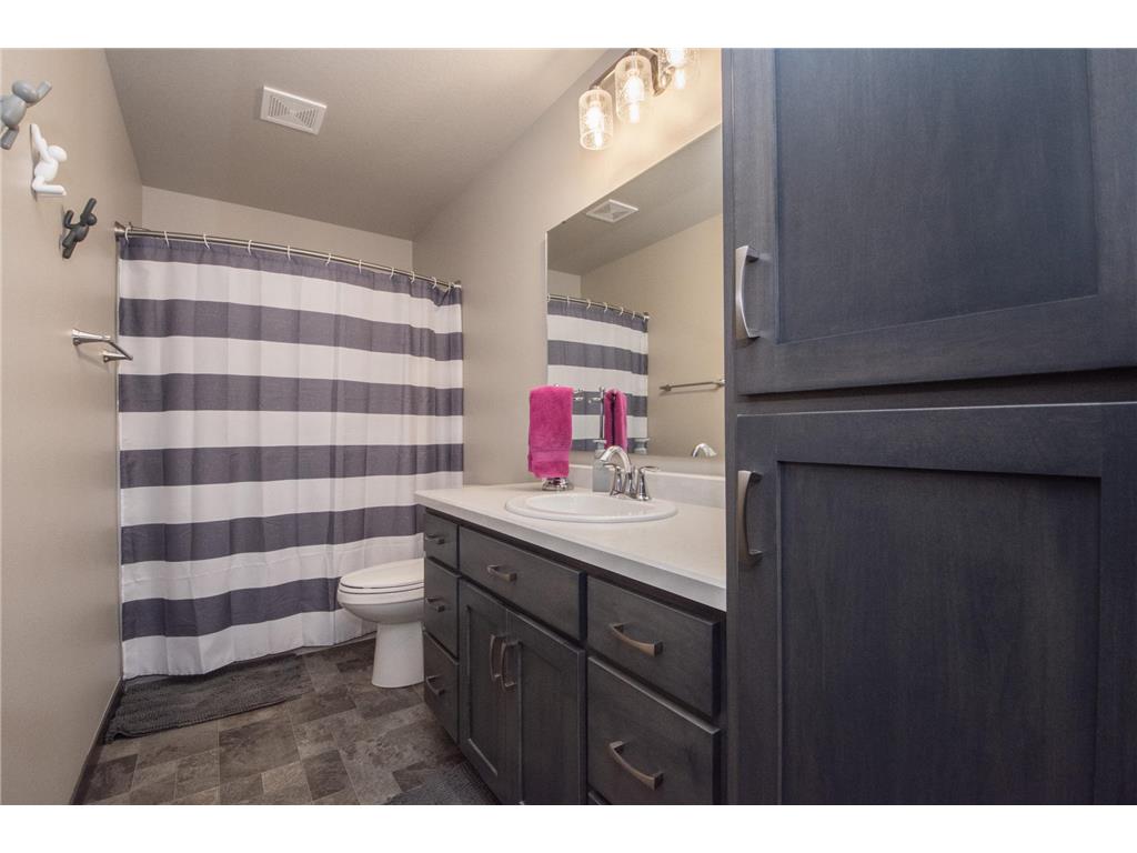 4887 Hampton Circle S Moorhead MN 56560 7114835 image20