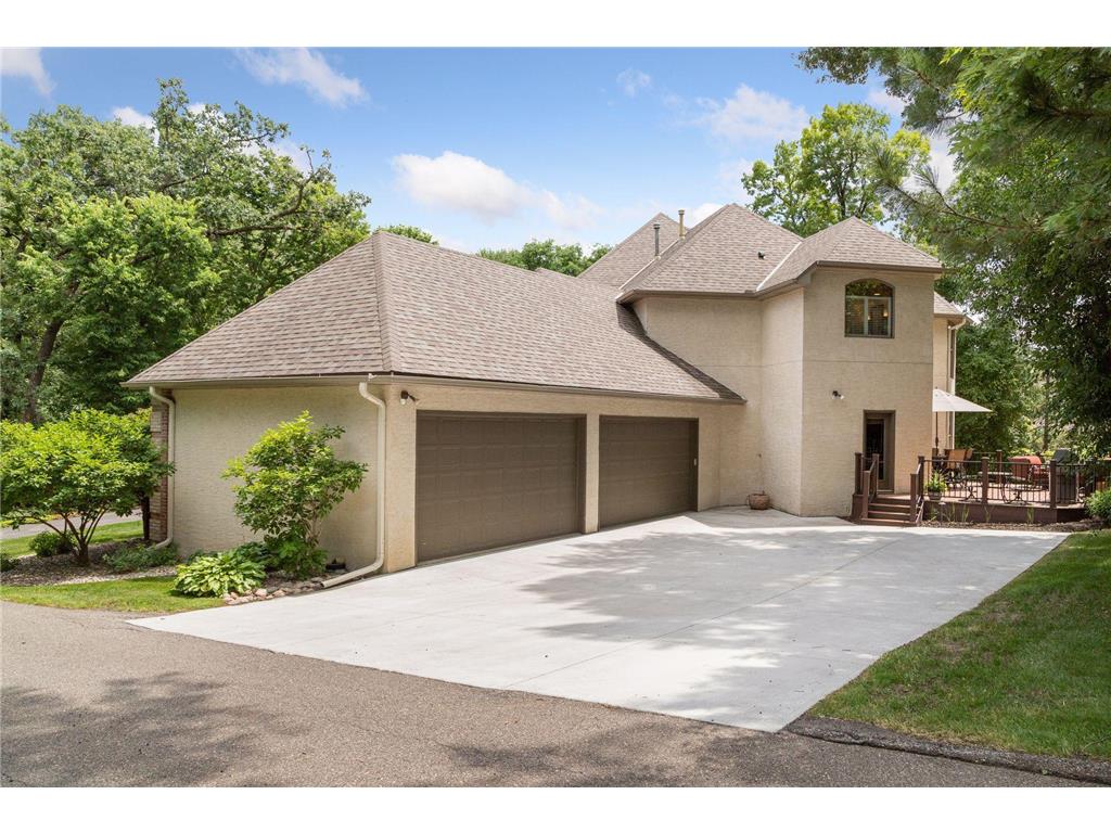 4888 Woodhurst Lane, MN, 55345 MLS 6397076 Edina Realty