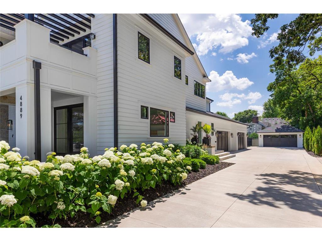 4889 E Lake Harriet Parkway Minneapolis MN 55419 - Harriet Lake 7050178 image48