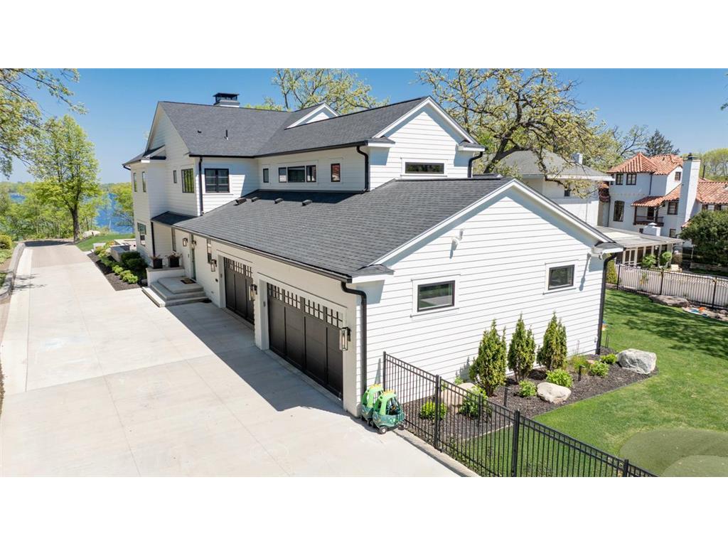 4889 E Lake Harriet Parkway Minneapolis MN 55419 - Harriet Lake 7050178 image49