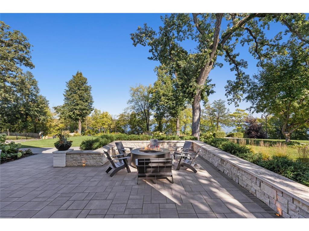 4889 E Lake Harriet Parkway Minneapolis MN 55419 - Harriet Lake 7050178 image5