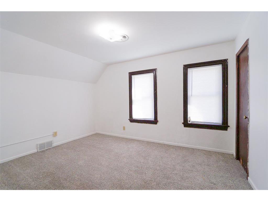 489 Whitall Street Saint Paul MN 55130 7071799 image11