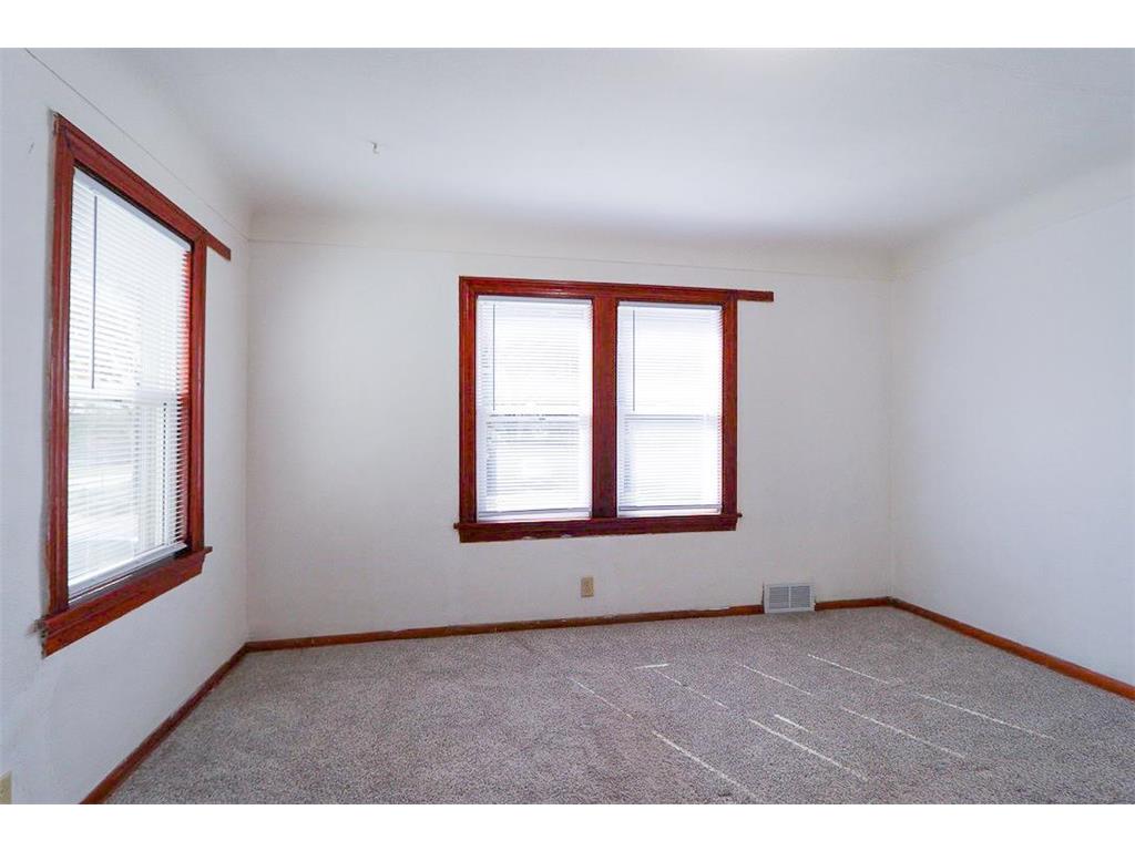 489 Whitall Street Saint Paul MN 55130 7071799 image14