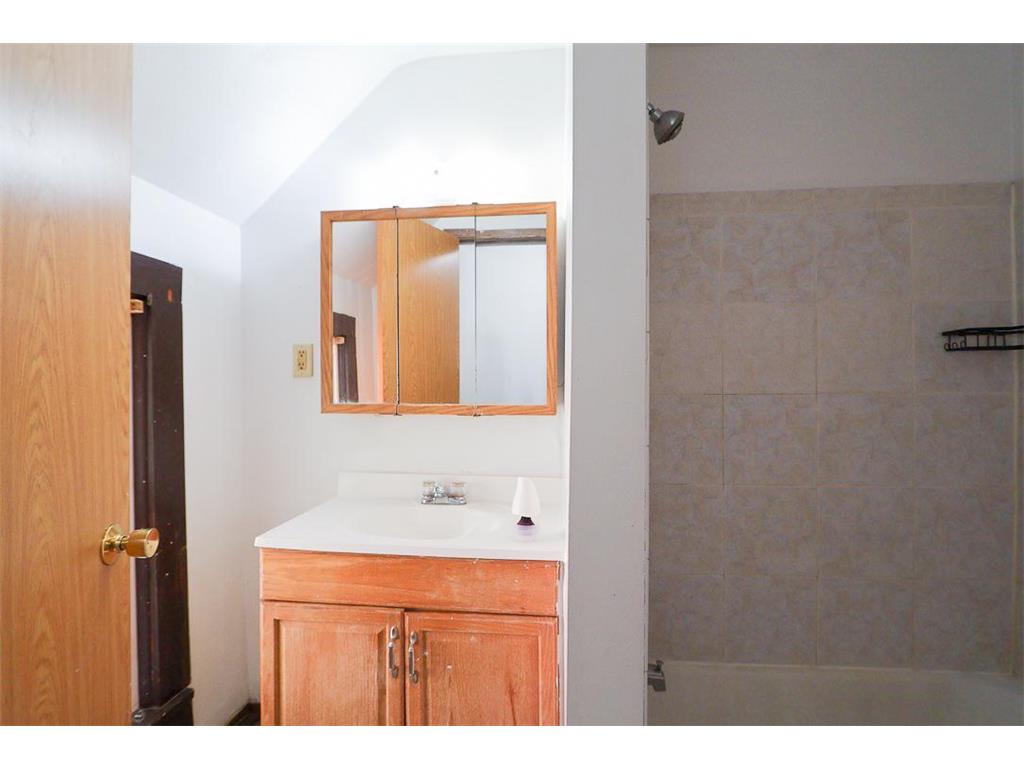 489 Whitall Street Saint Paul MN 55130 7071799 image20