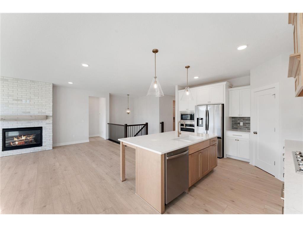 4890 127th Lane NE Blaine MN 55449 7048799 image17