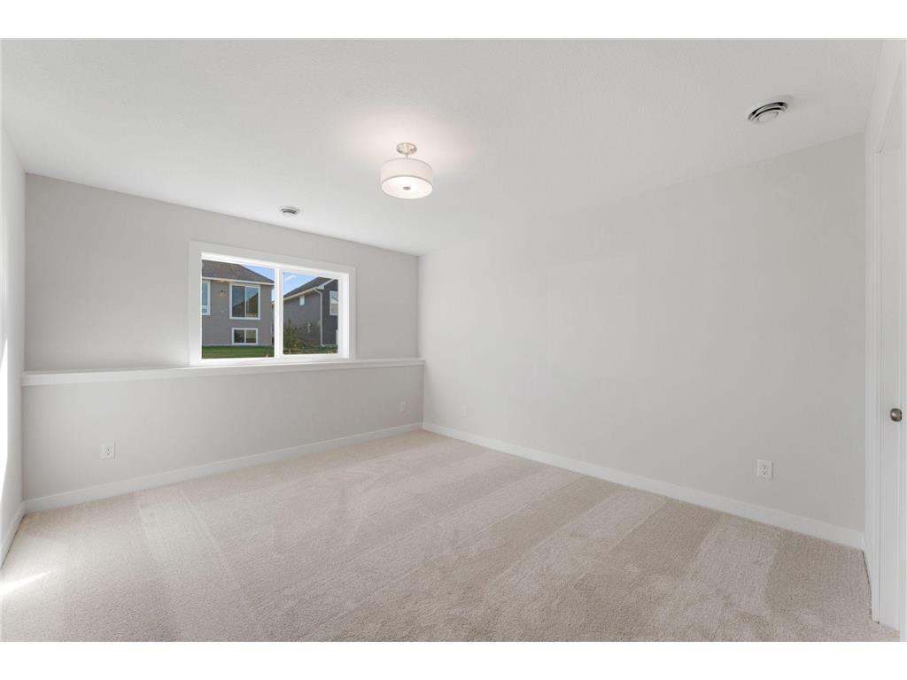 4890 127th Lane NE Blaine MN 55449 7048799 image32