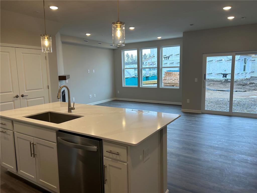 4893 Avery Court Eagan MN 55123 6491590 image1