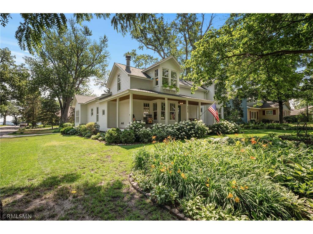 4898 Johnson Avenue, White Bear Lake, MN, 55110 | MLS: 6413504 | Edina