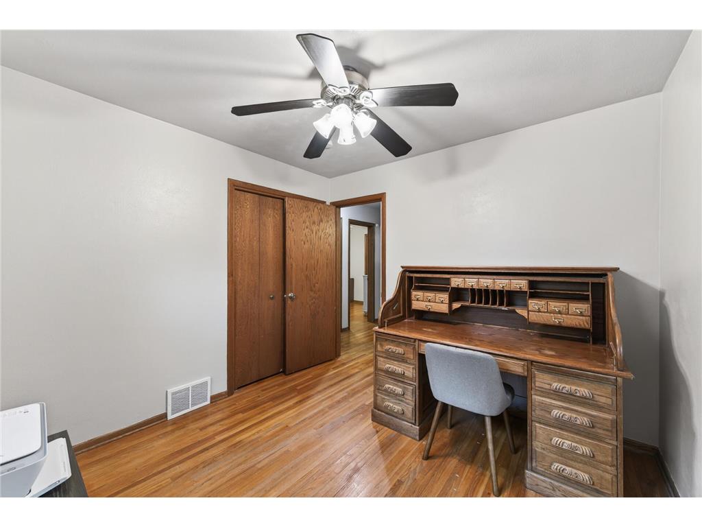 49 Flandrau Place Saint Paul MN 55106 7078945 image17