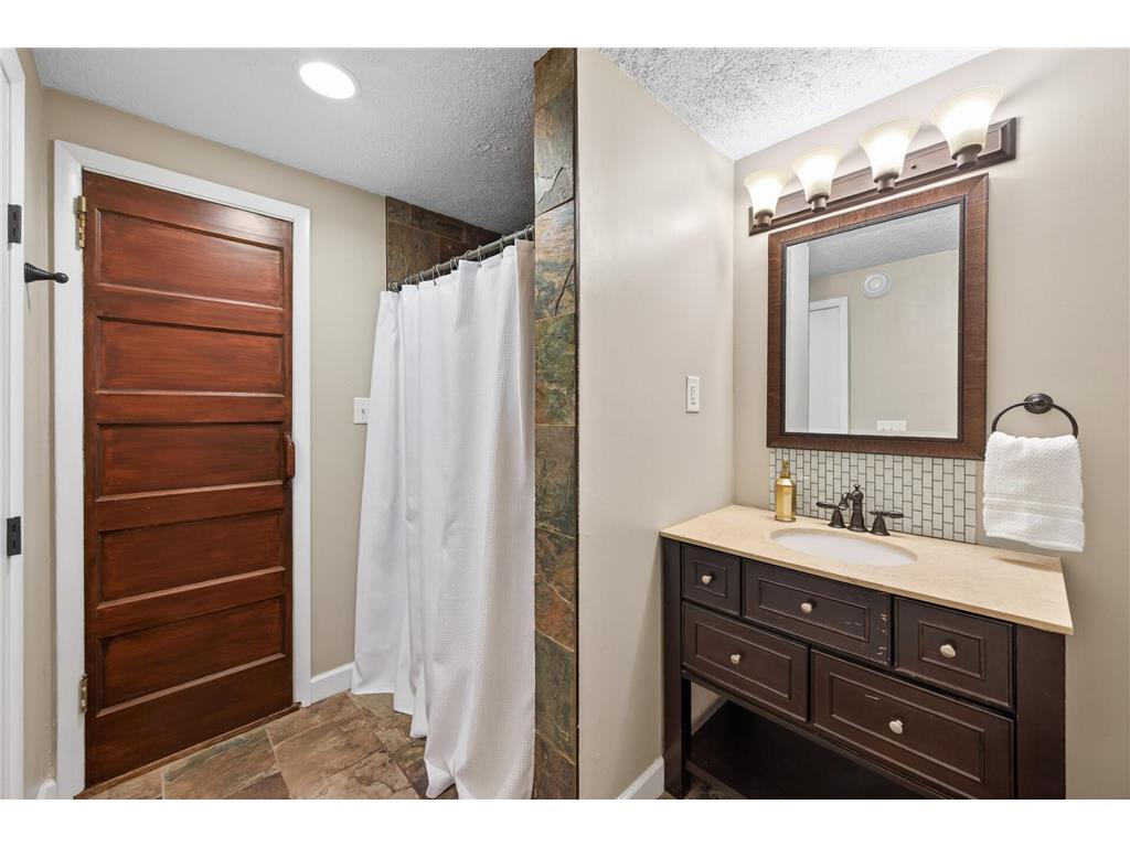 49 Flandrau Place Saint Paul MN 55106 7078945 image19