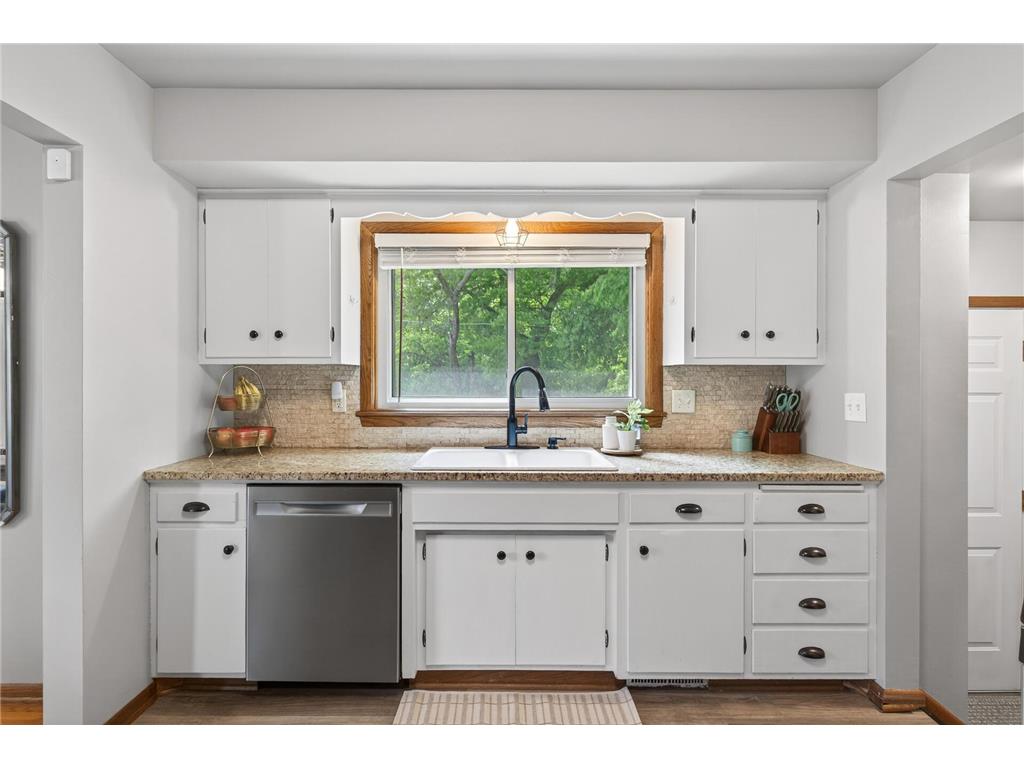 49 Flandrau Place Saint Paul MN 55106 7078945 image8