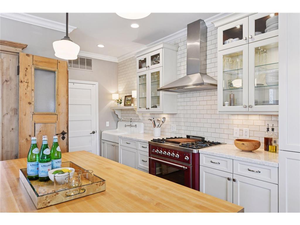 49 Island Avenue W Minneapolis MN 55401 - Mississippi 7016831 image22