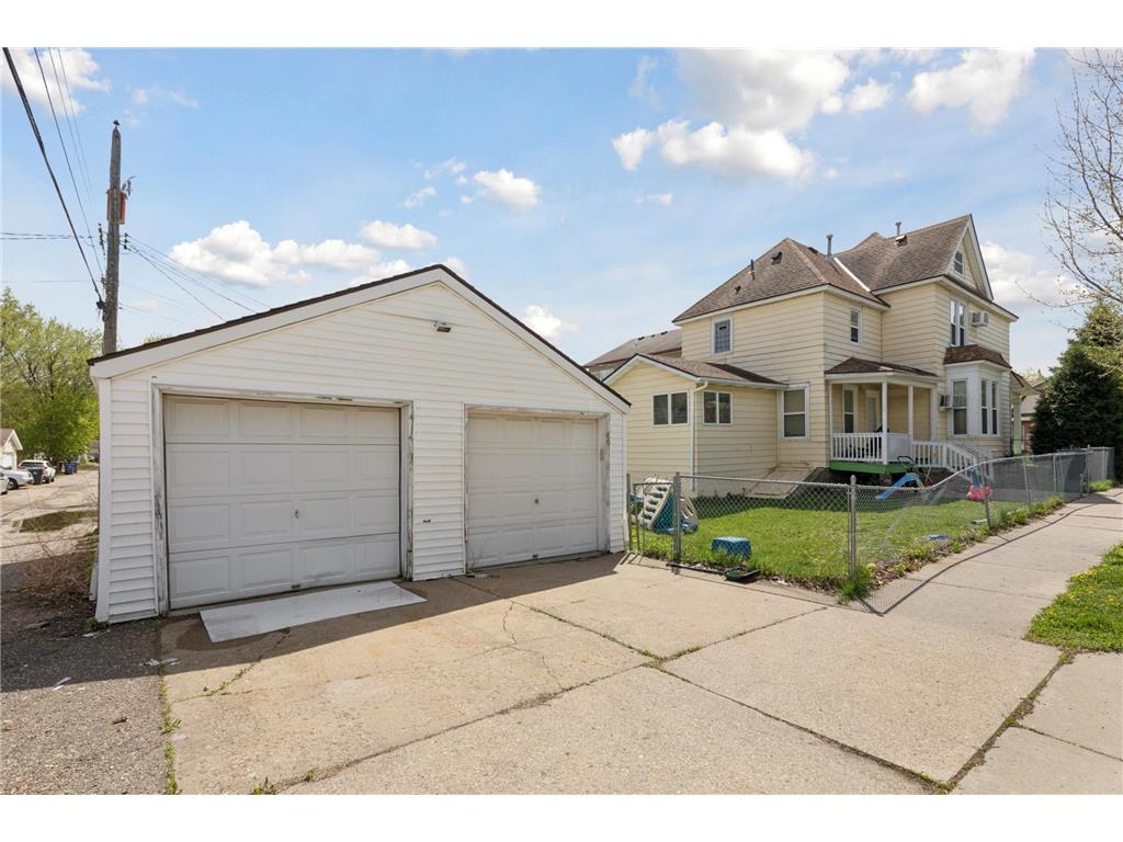 49 Manitoba Avenue Saint Paul MN 55117 7065946 image9