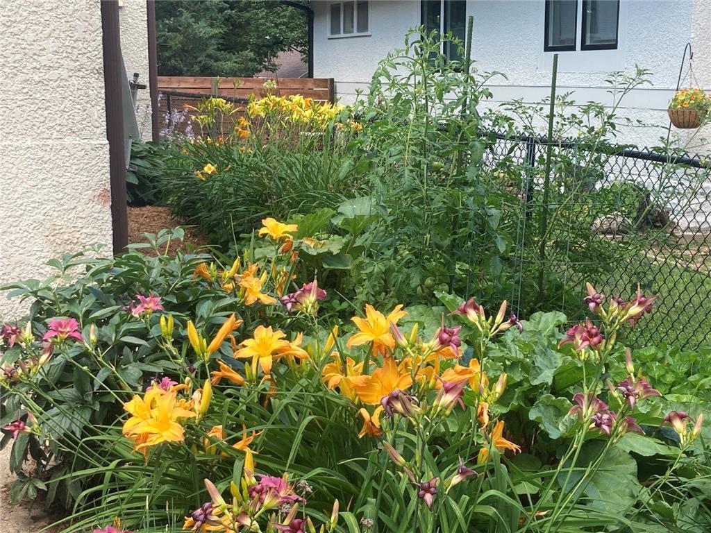 49 Sheridan Avenue S Minneapolis MN 55405 7022264 image25