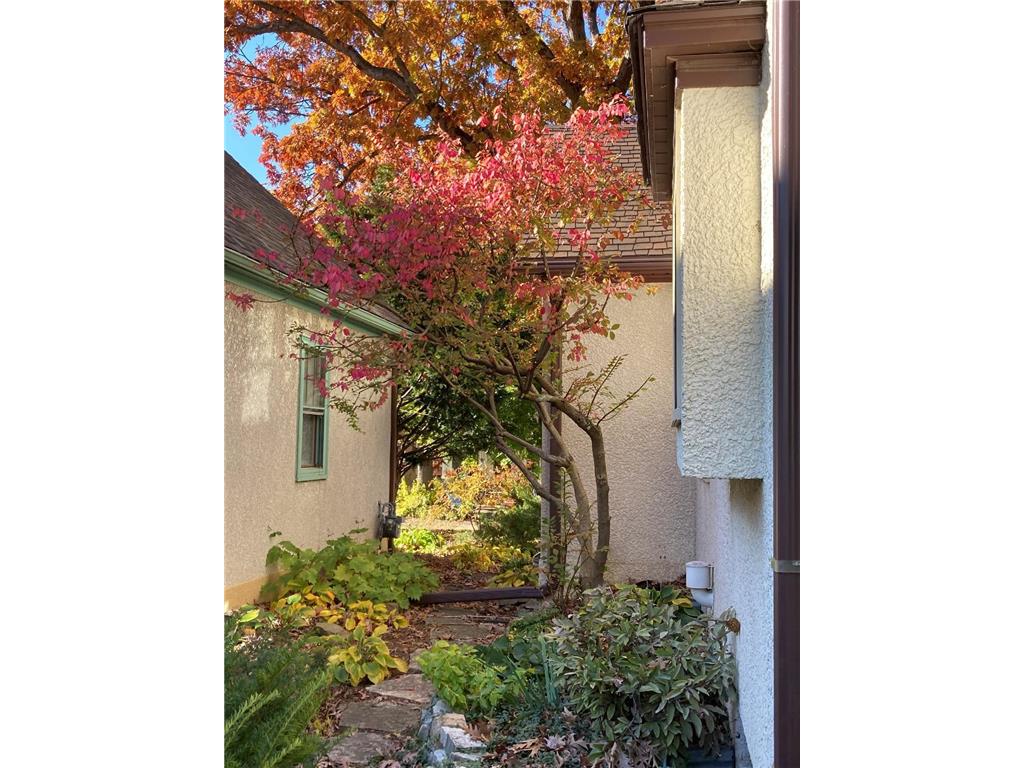 49 Sheridan Avenue S Minneapolis MN 55405 7022264 image29