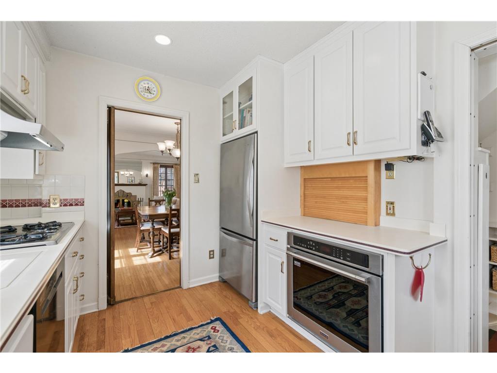 49 Sheridan Avenue S Minneapolis MN 55405 7022264 image5