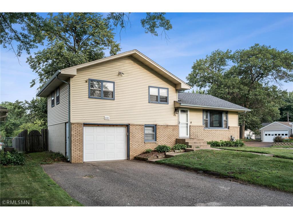 490 11th Avenue NW New Brighton MN 55112 6576818 image1