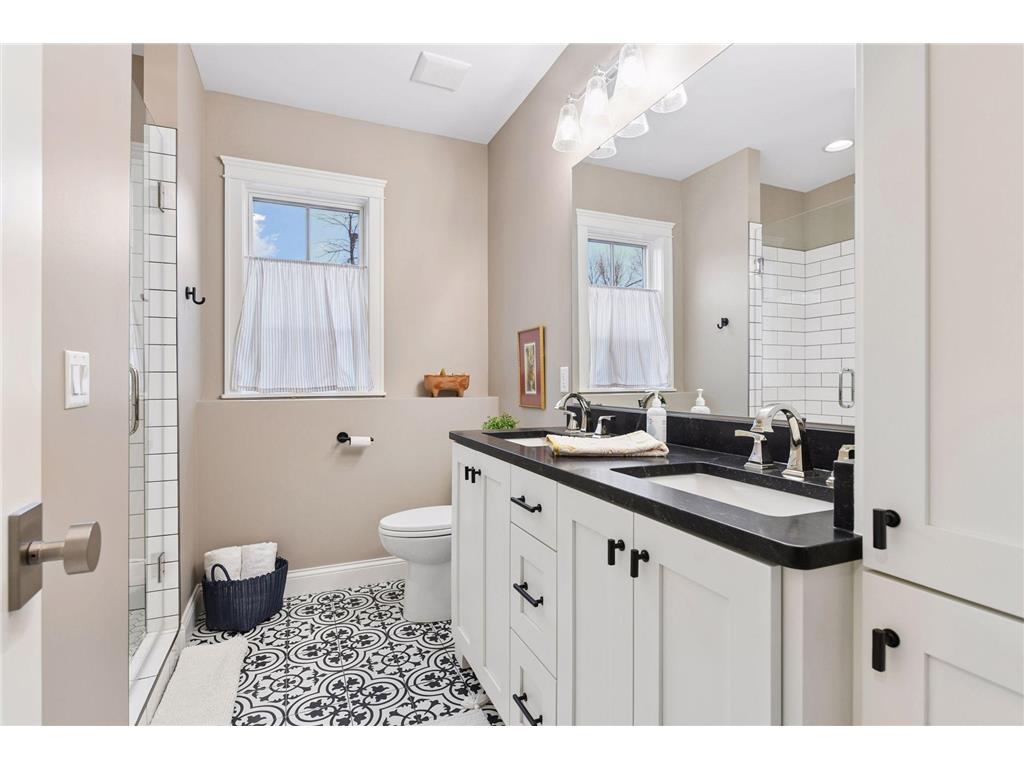 4900 Hawthorne Court Edina MN 55436 7029792 image44