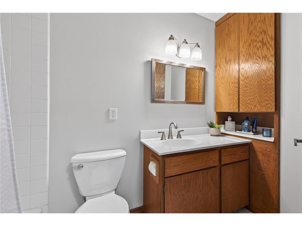 4900 Larson Road Shoreview MN 55126 7069956 image35