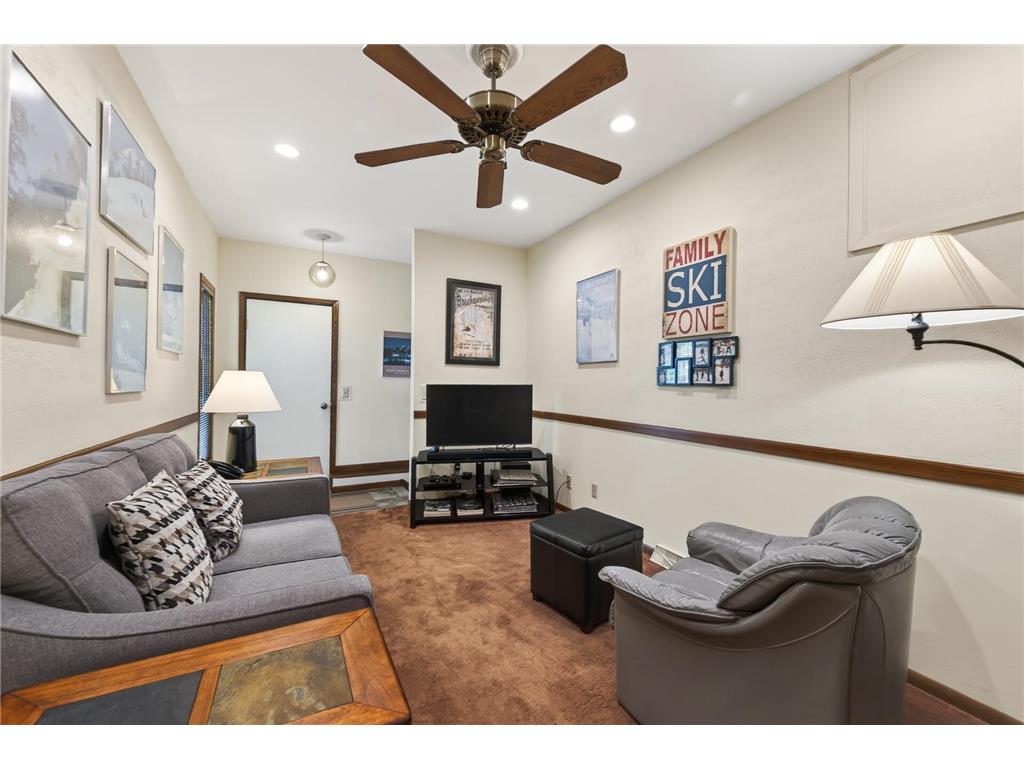 4900 Larson Road Shoreview MN 55126 7069956 image39