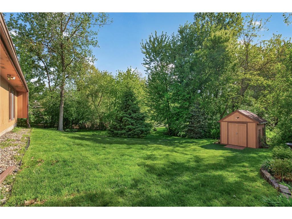 4900 Larson Road Shoreview MN 55126 7069956 image48