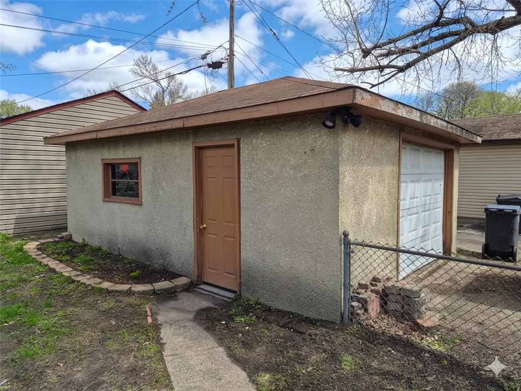 4900 Russell Avenue N Minneapolis MN 55430 7053889 image13