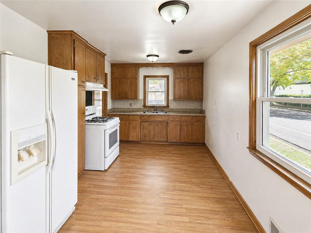 4900 Russell Avenue N Minneapolis MN 55430 7053889 image4