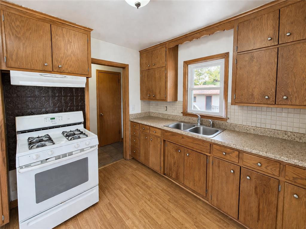 4900 Russell Avenue N Minneapolis MN 55430 7053889 image6