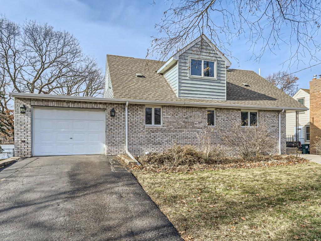 4900 W Upland Crest Columbia Heights MN 55421 6487770 image1