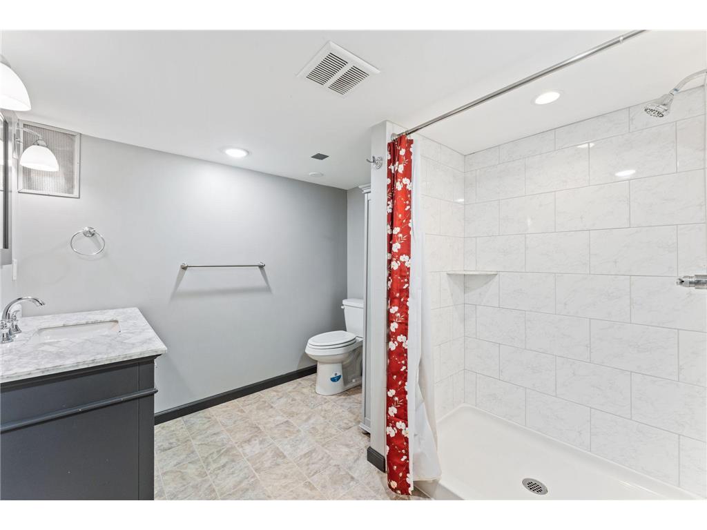 4901 33rd Avenue S Minneapolis MN 55417 7072738 image32