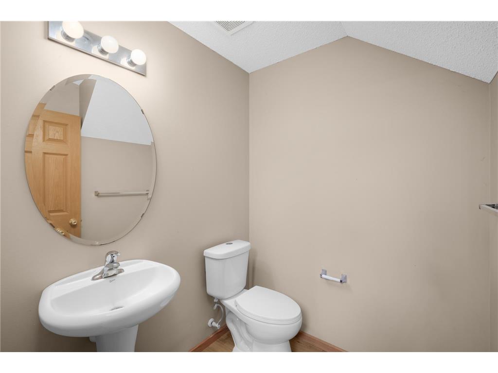 4901 Bisset Lane Inver Grove Heights MN 55076 7053398 image15