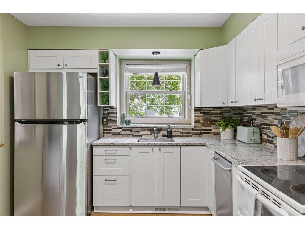 4902 Bayswater Road Minnetonka MN 55345 7067312 image19